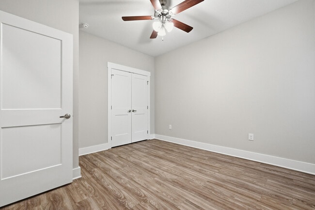 Building Photo - 246 N Sand Palm Rd