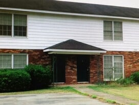 Building Photo - 1215 Westwood Dr