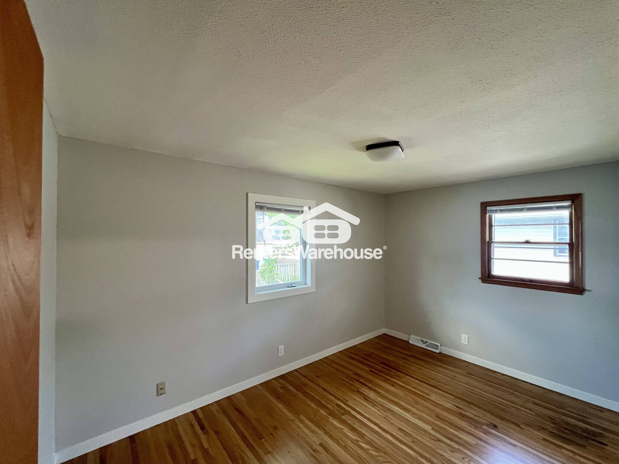 Building Photo - 5844 Washburn Ave S