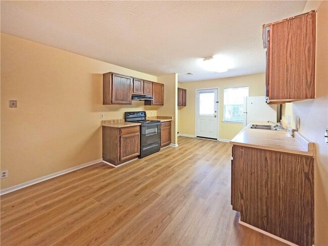 Building Photo - 107 Westland Ct SW