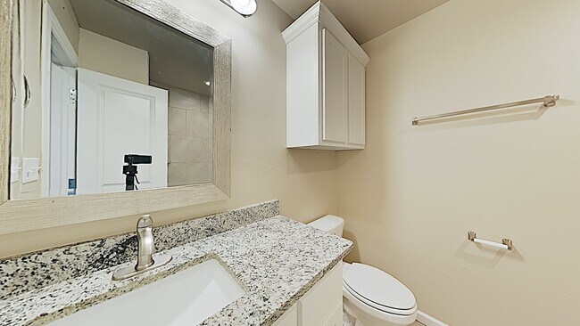 Building Photo - 10704 Mountain Fork Dr