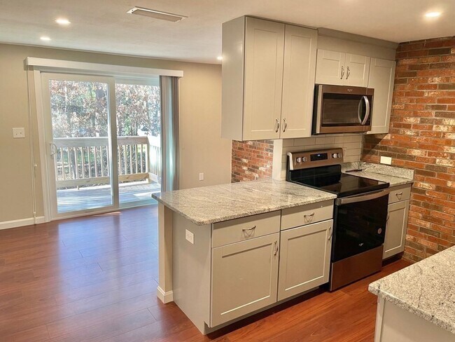 Building Photo - 169 Norton Ave