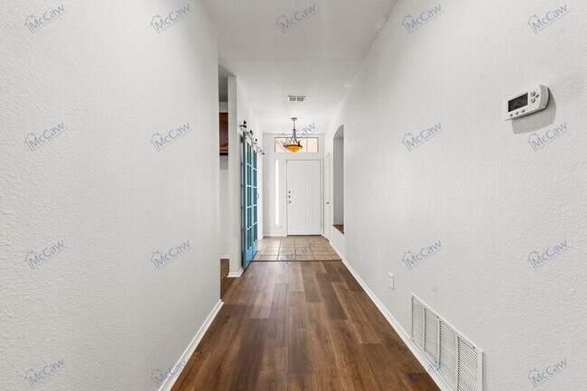 Building Photo - 1004 Riverside Ct
