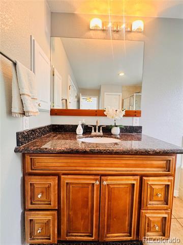 Building Photo - 9633 E Caley Cir