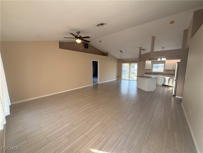 Building Photo - 2003 NW 7th Terrace