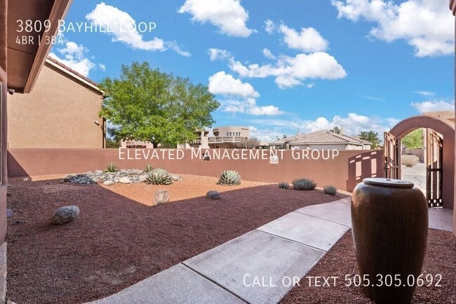 Building Photo - 3809 Bay Hill Loop SE