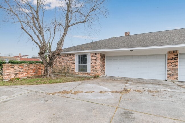 Building Photo - 3311 Palm Desert Ln