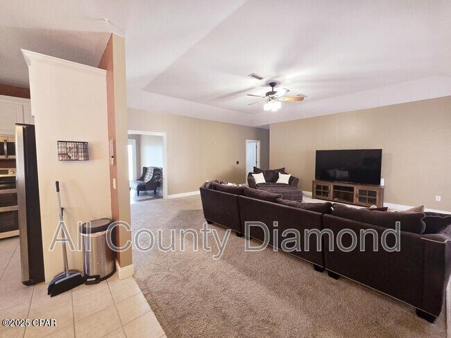 Building Photo - 12207 Lyndell Plantation Dr