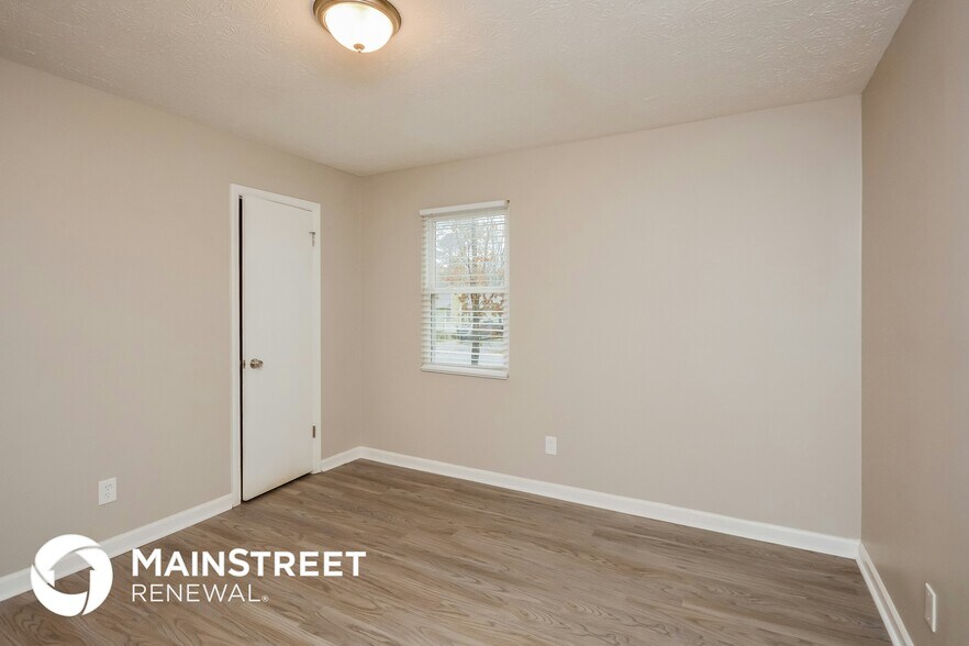 Building Photo - 5375 Rocky Pine Dr