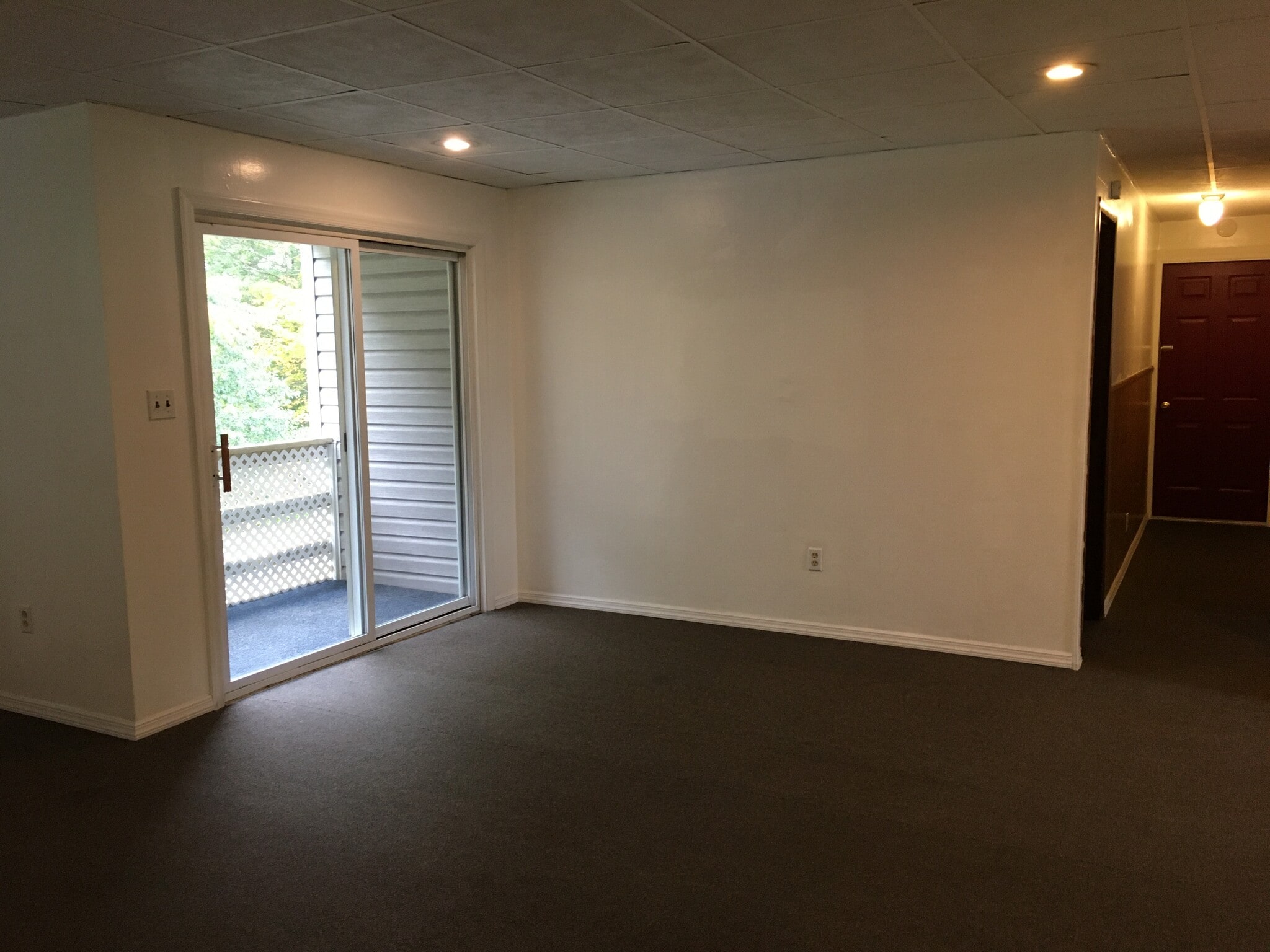 Dining Area - 1901 Woodland Rd