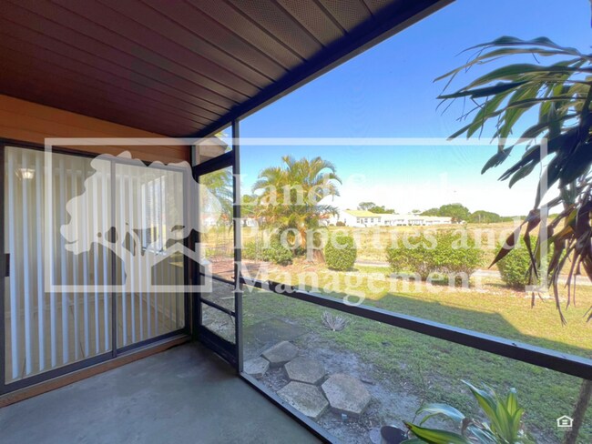 Building Photo - 707 Carpenters Way