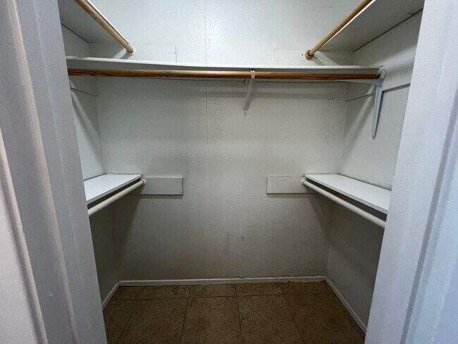 Building Photo - 2 Bedroom 2 Bath in Missouri City, Tx