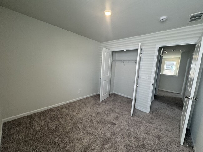 Building Photo - 5037 Fallmeade Rd