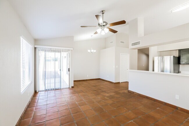 Building Photo - 3616 N Copenhagen Dr