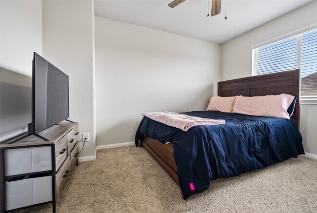 Building Photo - 13640 Collier Park Ln