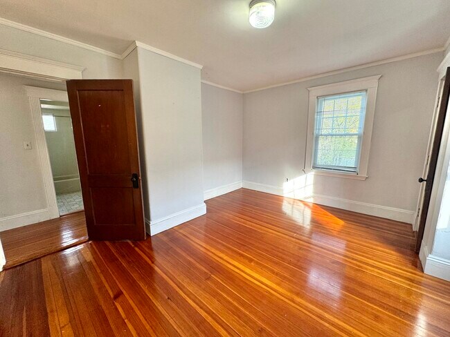 Building Photo - 40 Highland Ave