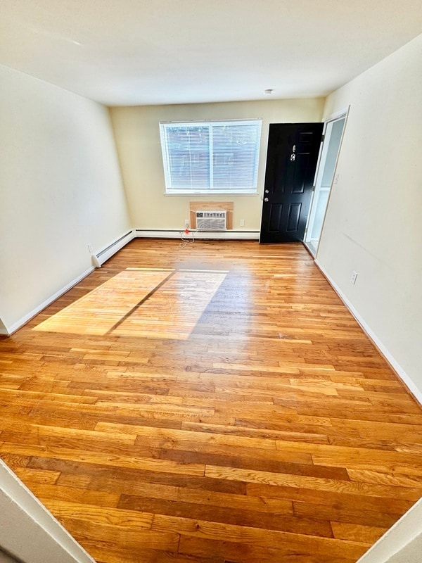 Building Photo - 3212 Ellwood Ave