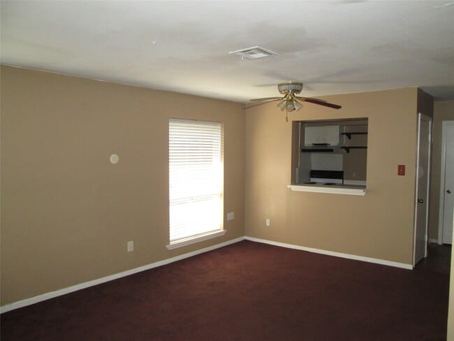 Building Photo - 3368 Burke Rd