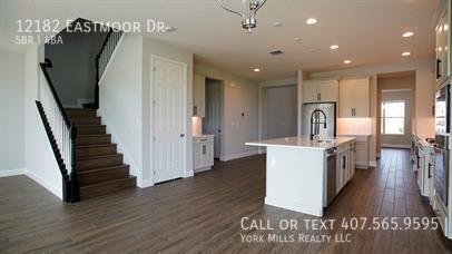 Building Photo - 12182 Eastmoor Dr
