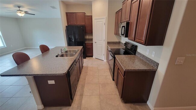 Building Photo - 2034 Broad Winged Hawk Dr