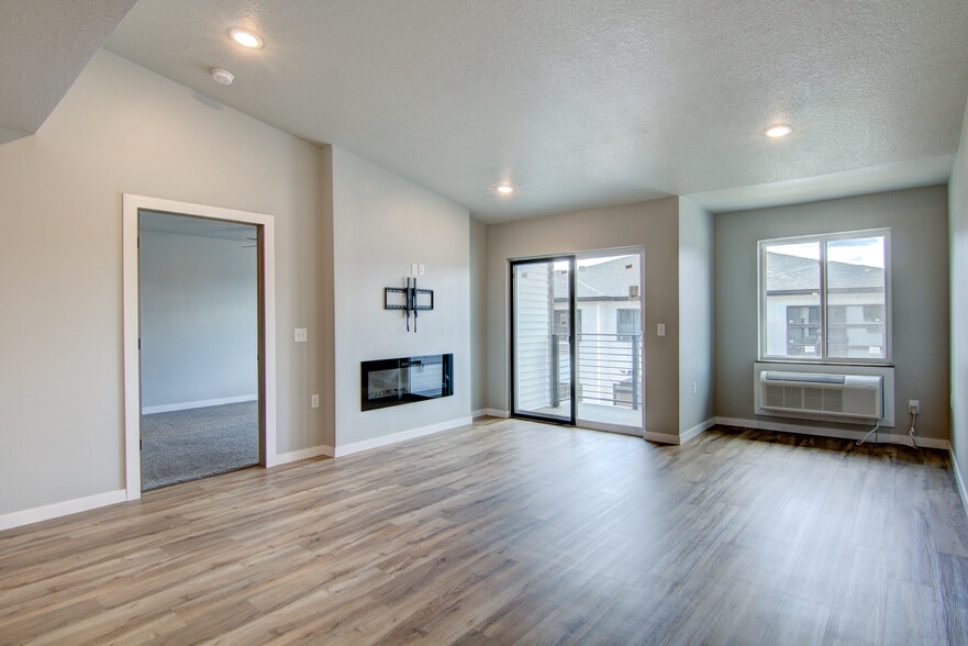 Building Photo - 4223 Jeffers Rd