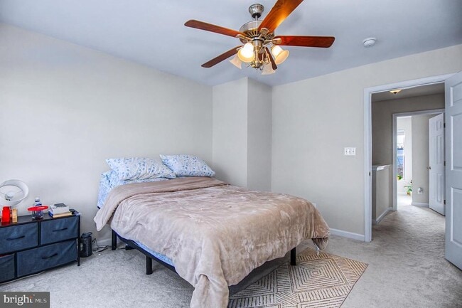 Building Photo - 10159 Elgin Way