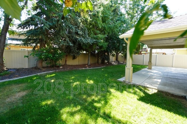 Building Photo - 2934 NW 11th Ave