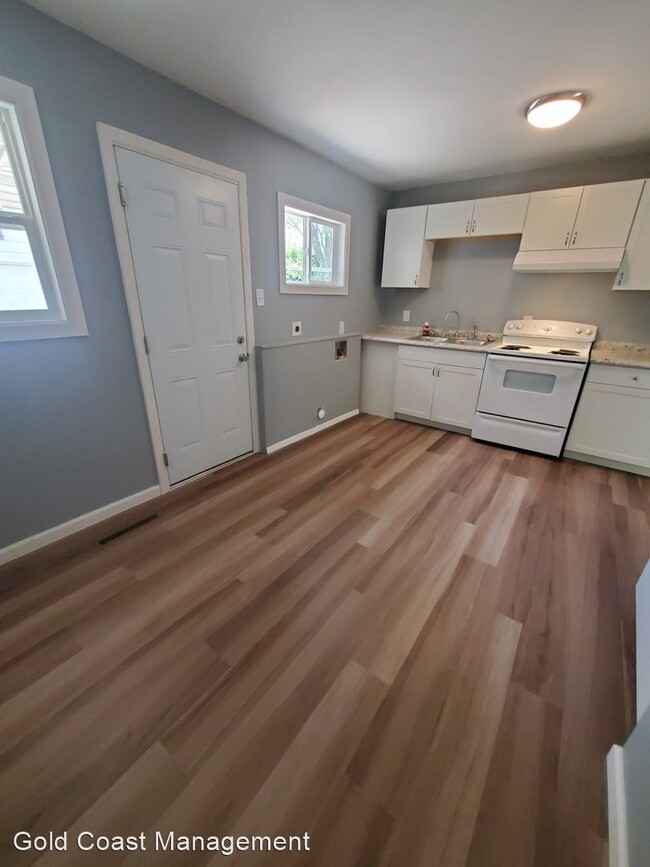 Building Photo - 3 br, 1 bath House - 1709 Ace Place