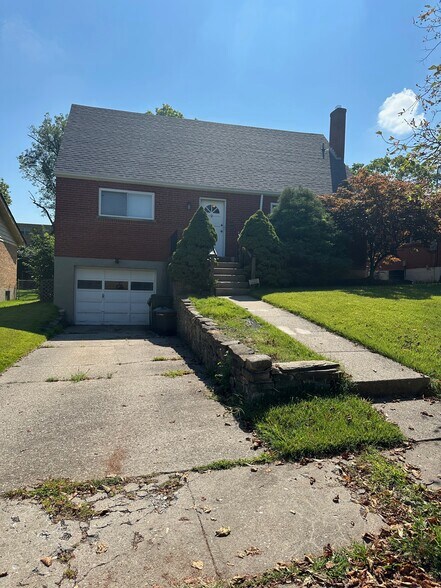 Building Photo - 3344 Buell St