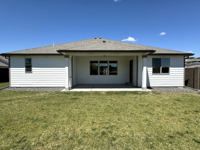 Building Photo - 6419 W 32nd Ave