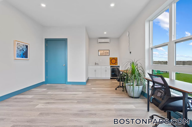 Building Photo - 1258 Massachusetts Ave