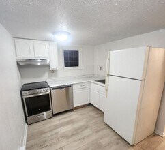 Building Photo - Charming 2-Unit Home in Central Greeley – ...