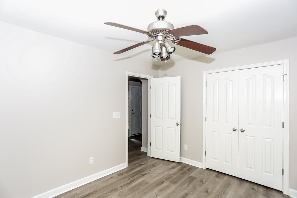 Building Photo - 6754 Thistle Down Dr