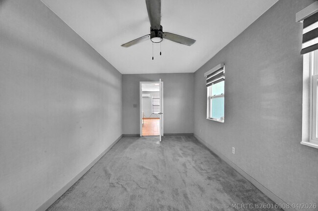 Building Photo - 6385 86th Pl