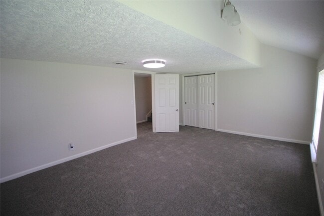 Building Photo - 7140 Dillon St
