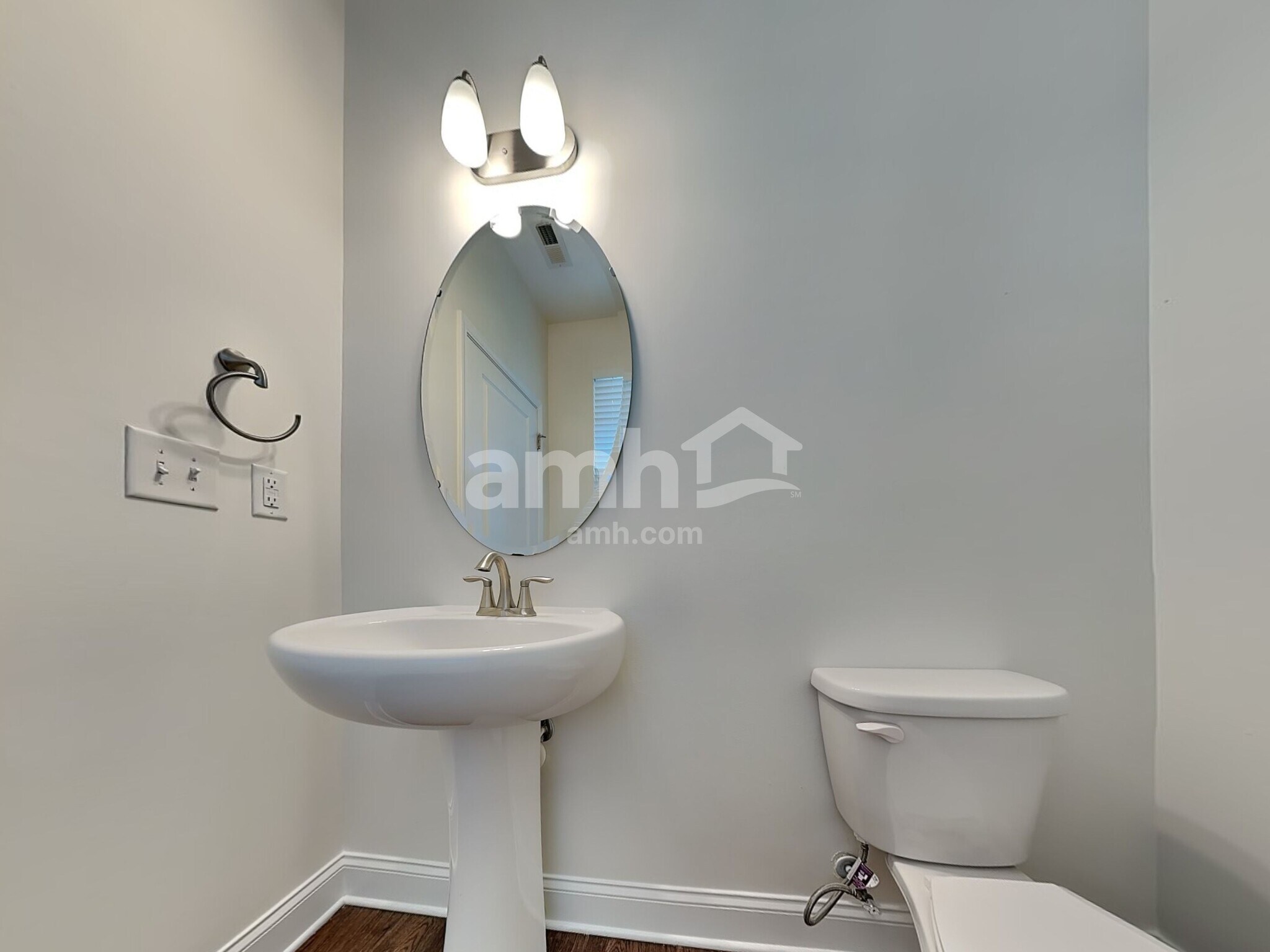 Building Photo - 194 Pullen Dr