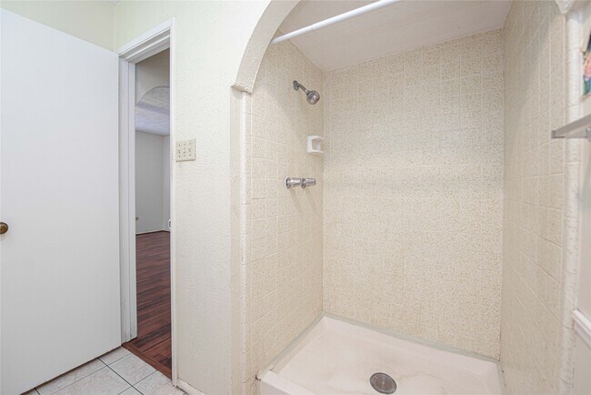 Building Photo - 3803 Cypressdale Dr