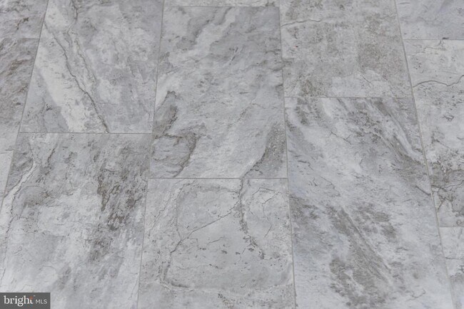 Building Photo - 7607 Eastern Ave NW