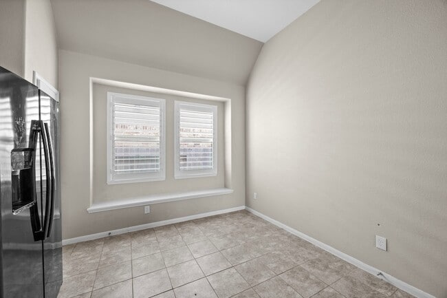 Building Photo - 23831 Villa Lisa Dr