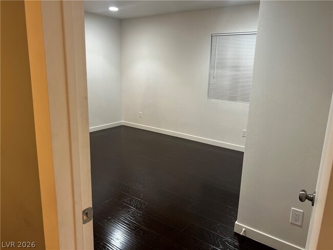 Building Photo - 811 E Oakey Blvd