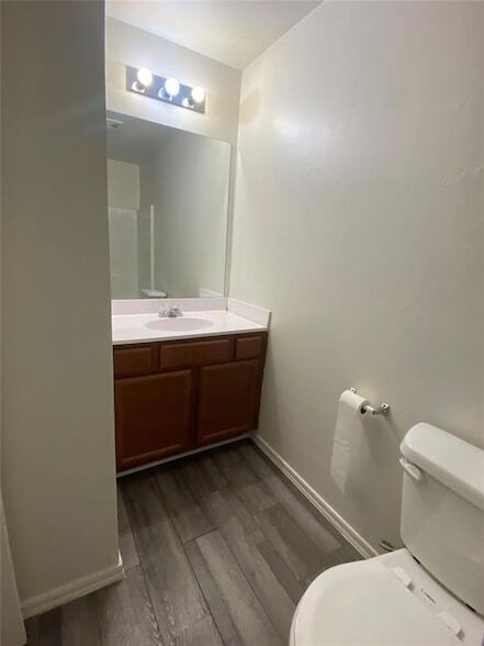 Building Photo - 1204 Granite Ln