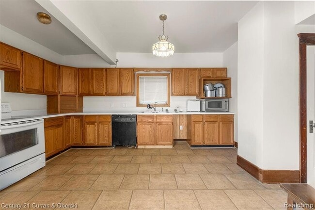 Building Photo - 7737 Senator St