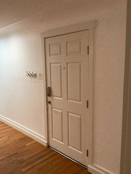 Building Photo - 245 S Pennsylvania St