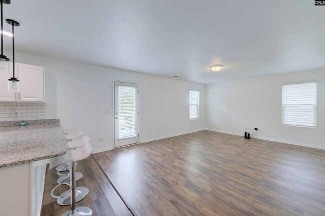 Building Photo - 185 Windfall Rd