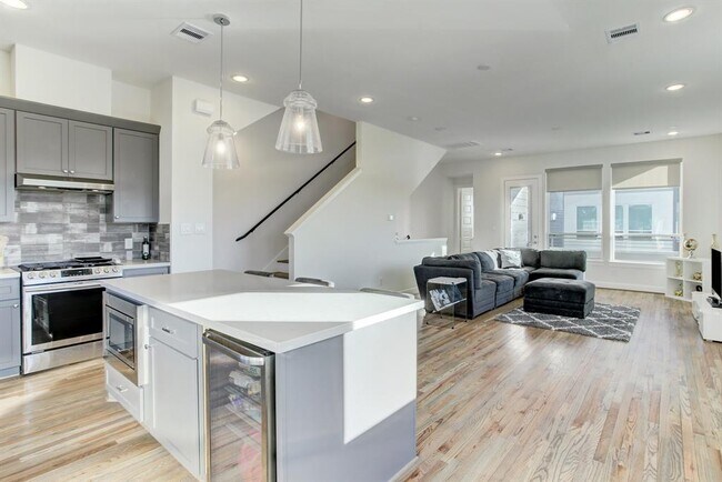 Building Photo - 2703 Eado Edge Ct