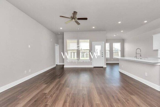 Building Photo - Incredible 3-Bedroom Home in a GREAT Commu...