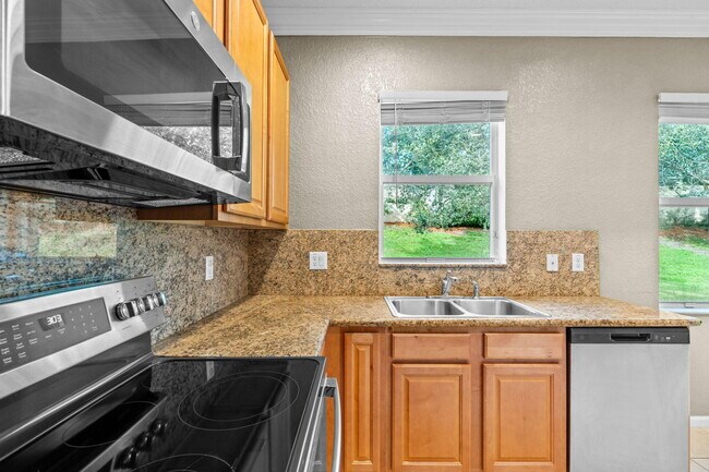 Building Photo - 10779 Paperbark Pl