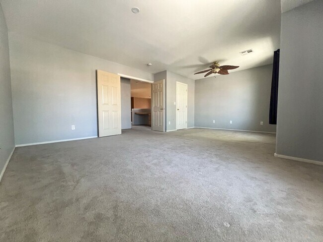 Building Photo - Southwest Rustic Charmet