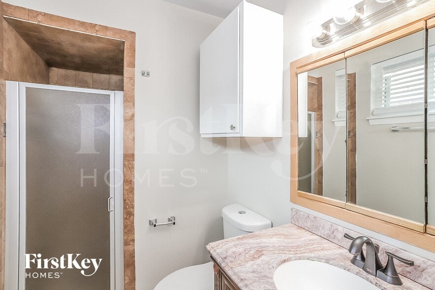 Building Photo - 10819 Sagewind Dr