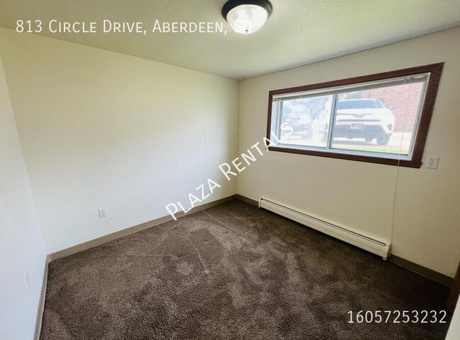 Building Photo - 2104 3rd Ave SE